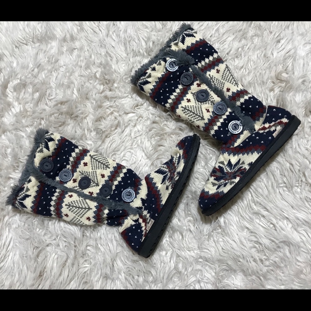 Muk Luks Fairisle Sweater Boots